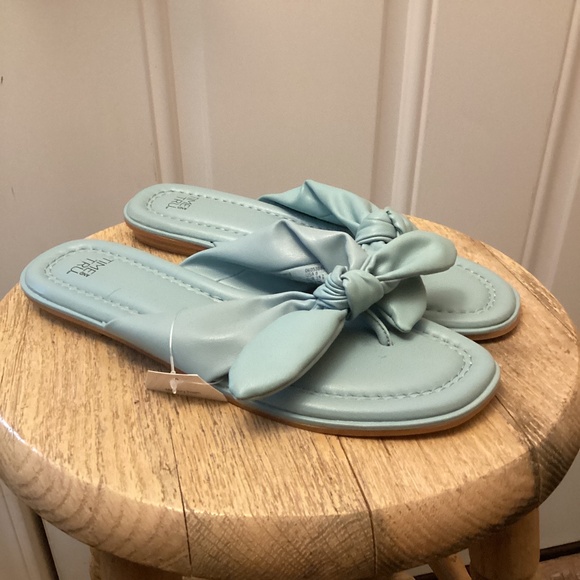Time and Tru Shoes - NEW Time and Tru Blue Front KnotBow Slide Sandals with Memory Foam Size 8